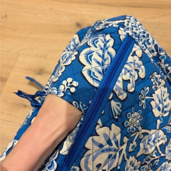 Vera Bradley Blue Paisley Backpack White School Adult Teen College Laptop Pocket - Picture 14 of 14